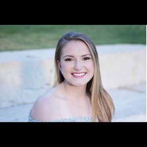 Meet your Posher, Alexandria